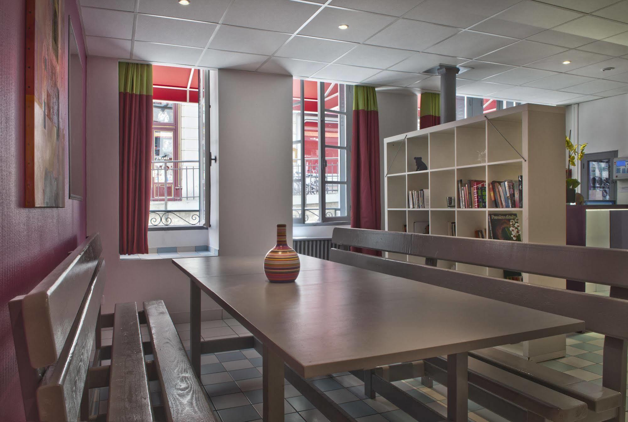 Hotel Du Commerce Paris Ngoại thất bức ảnh